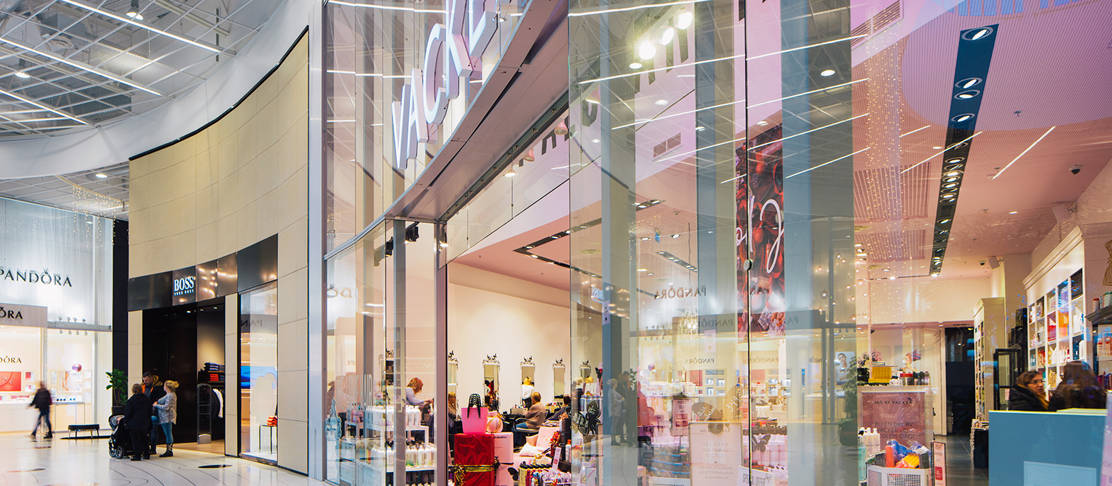 Skyltfönster i butik